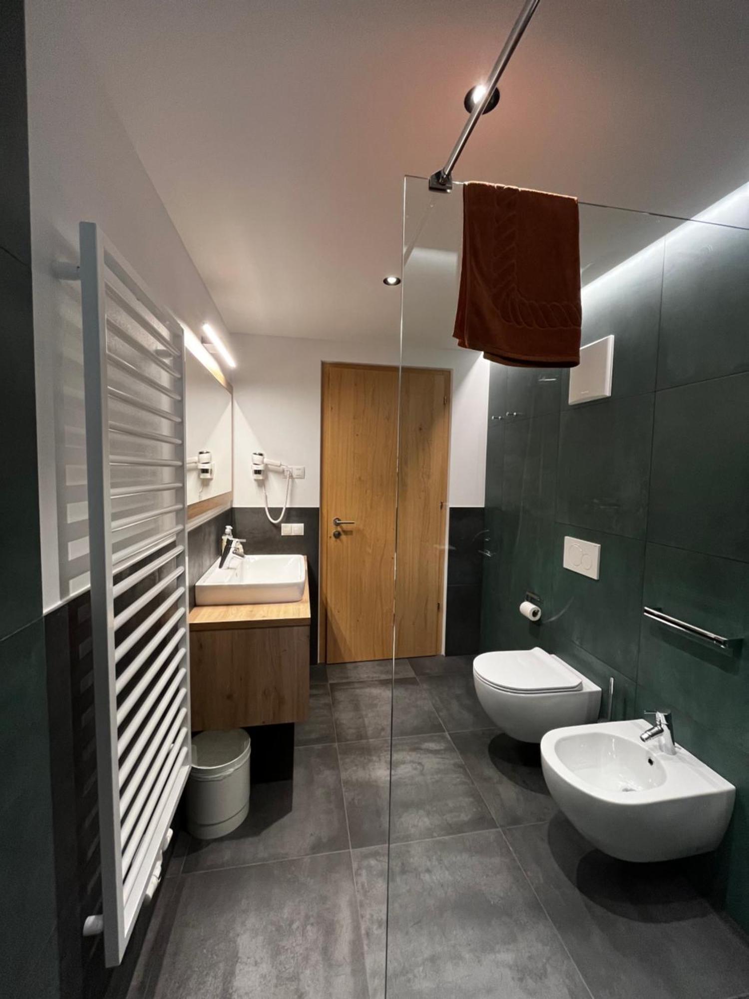 Hotel Mirabel San Vigilio Di Marebbe Habitación foto